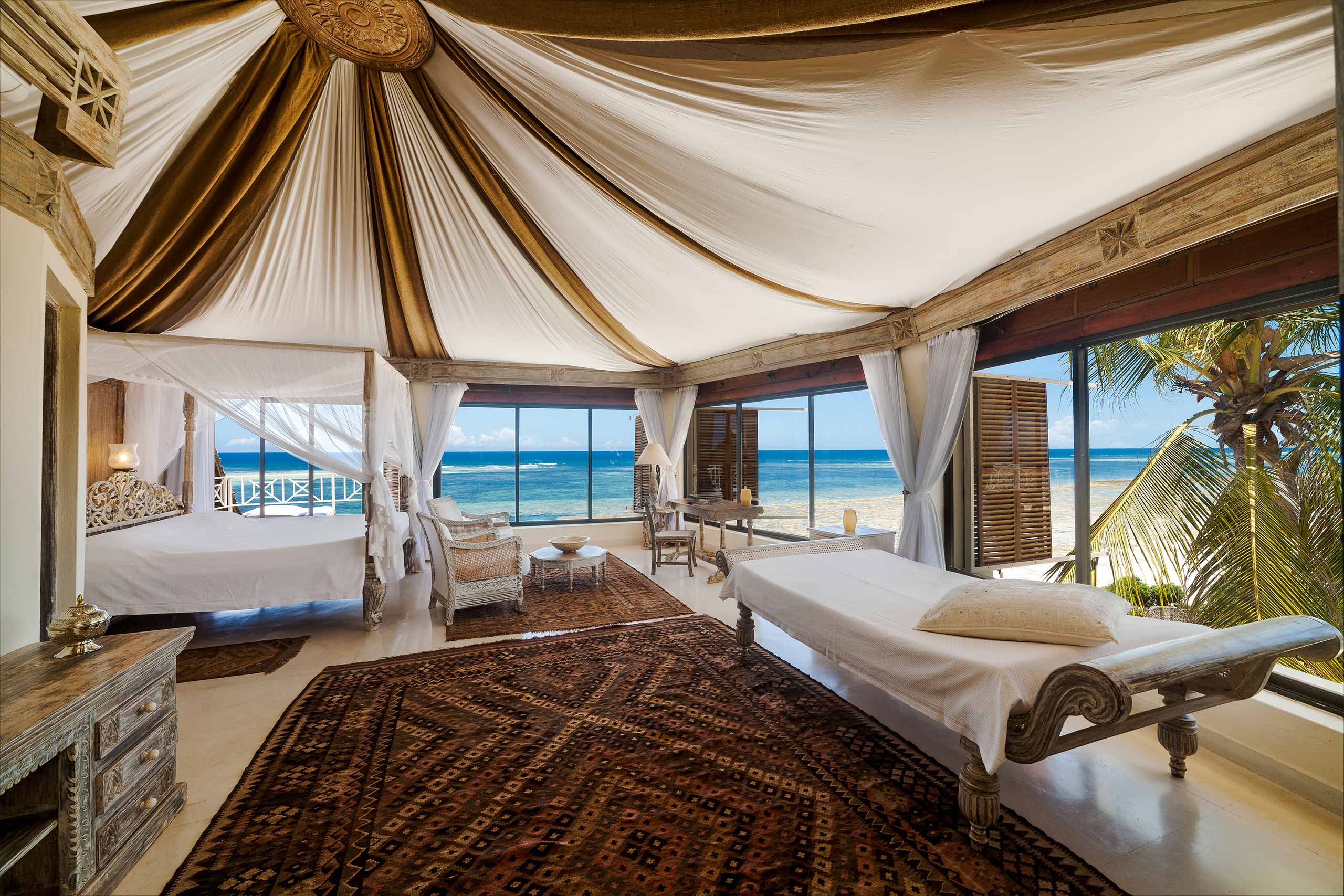 enkosi-africa-safari-kenia-alfajiri-villas-cliff-bedroom-beach