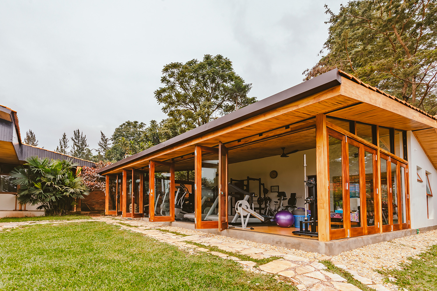 enkosi-africa-rwanda-kigali-the-retreat-by-heaven-guest-area-gym.jpg